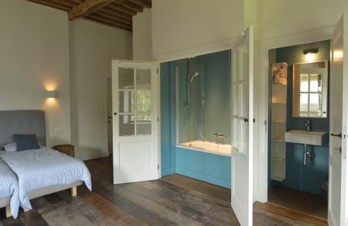 Marchin House | Luxurious castle in Marchin with infrared sauna