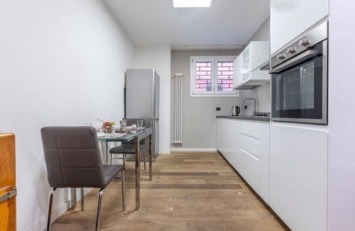 Historic Center Apartment | Luxurious Duplex Apt in the heart of Bologna