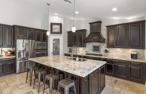 Tatum Horizons House | Luxurious Family Rental w/Heated Pool and sport court