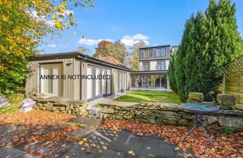Bolton House | LUXURIOUS HOLIDAY HOME Bolton