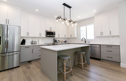 Lake Cowichan Apartment | Luxurious Home in Lake Cowichan