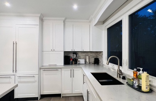 Clarkson-Lorne Park House | Luxurious Home in Mississauga Golf and Country Club