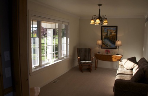 Sauk Centre House | Luxurious Home With Lake Views, Fireplace, Whirlpool Tub