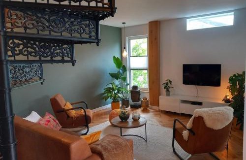 Municipality of Oostzaan Apartment | Luxurious house close to the center of Amsterdam