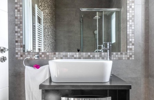 Markopoulo Mesogaias Apartment | luxurious house near the sea