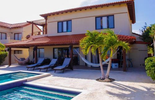 Noord House | luxurious house with private pool in tierra del sol Resort&Golf