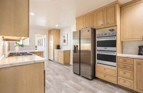 Whittier House | Luxurious LA County Home - Panoramic Views Pool Spa