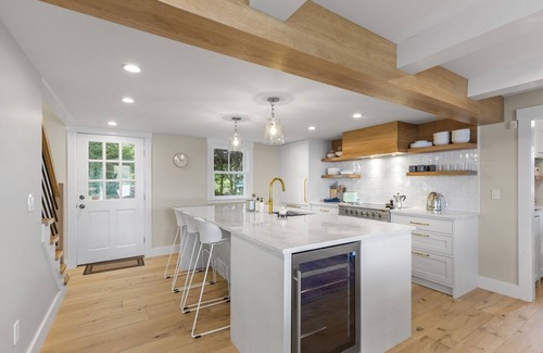Camden House | Luxurious Lakefront Escape on Megunticook Lake