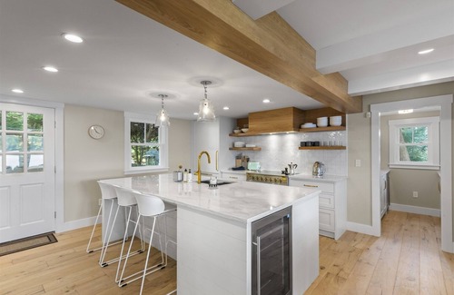 Camden House | Luxurious Lakefront Escape on Megunticook Lake