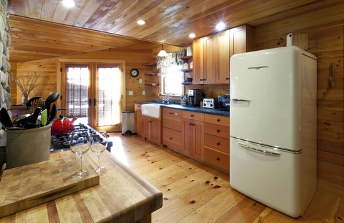 Camden House | Luxurious lakefront home, now booking Fall-Winter 2025 and Summer 2026