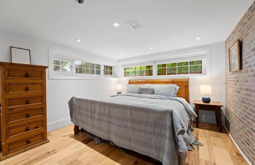 Burlington Apartment | Luxurious lower level Apartment Closeto downtown