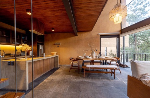 Mazamitla Cabin | Luxurious Modern Cabin/Heated Pool/Mazamitla/Beautiful forest /Amazing view