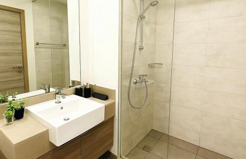 Jumeirah Village Circle Apartment | Luxurious & Modern Studio in JVC