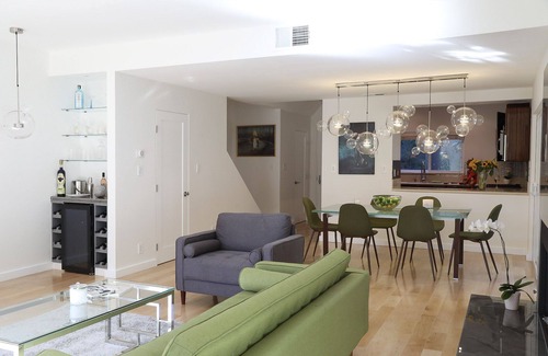 Beverly Grove House | Luxurious modern 5 stars townhouse in the heart of Weho