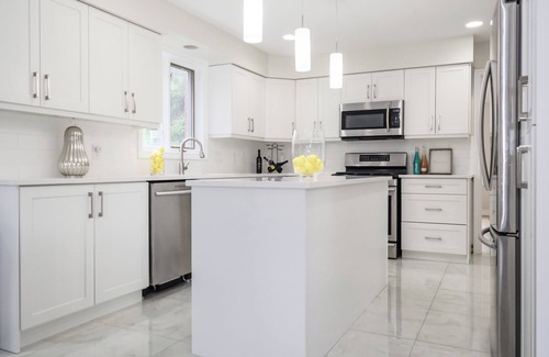 Windsor House | Luxurious Oasis with a Private HEATED Pool (OPEN September)