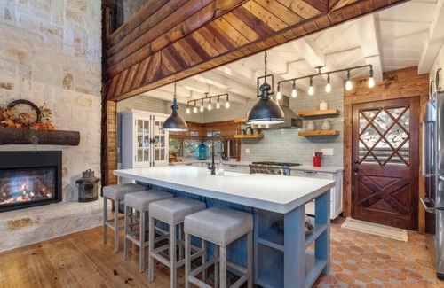 Prescott Cabin | Luxurious & Peaceful Cabin Retreat nestled in the Pines. Escape to PineSong!