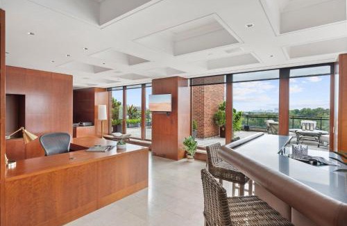 Georgetown Apartment | Luxurious penthouse with panoramic views