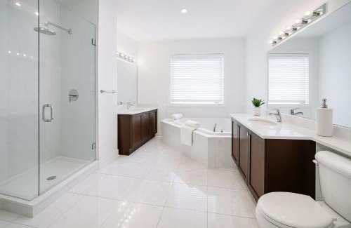 Markham House | luxurious Private Master bedroom