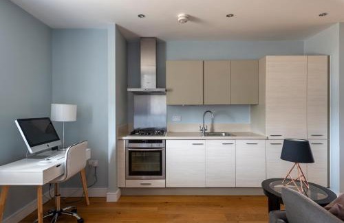 Braintree Apartment | Luxurious Private One Bedroom Apartment in Braintree with Free Parking Near City Centre