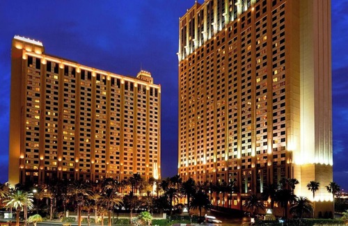 Gateway District Condo | Luxurious Resort 1 BD/1 BA on the Strip in Las Vegas, NV Convention Center, SEMA