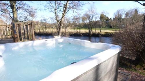 Crieff House | Luxurious Riverside Lodge - 'The Ardle'
