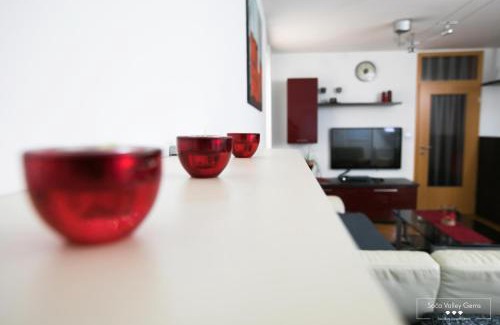 Kobarid Apartment | Luxurious RUBY Apartment with SAUNA