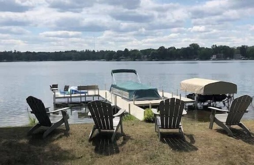 Crosby Cabin | Luxurious Serpent Lake House in Crosby