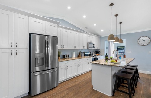 Palm Harbor House | Luxurious Spa Retreat with Stunning Pool in Palm Harbor
