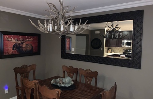 Blackcomb House | Luxurious Spacious Townhouse #