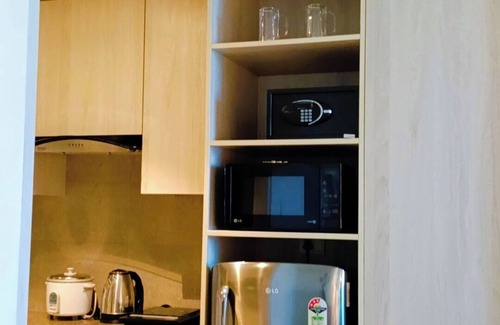 Gurugram Apartment | Luxurious Stay by NobleNest @Aipl Joy Street mall sec 66