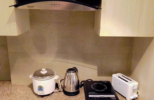 Gurugram Apartment | Luxurious Stay by NobleNest @Aipl Joy Street mall sec 66