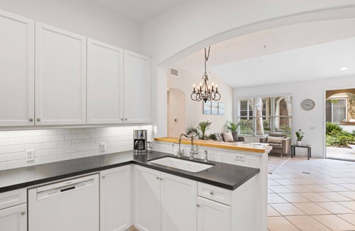 Newport Coast Condo | Luxurious, sunny, garden level villa In the heart of Newport Coast.