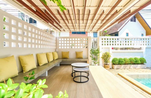 Chang Khlan Villa | Luxurious Oasis in Heart of City by Night Bazaar. 5 min to Old City