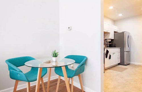 Downtown Baltimore House | Luxurious Three Bedroom in Patterson Park