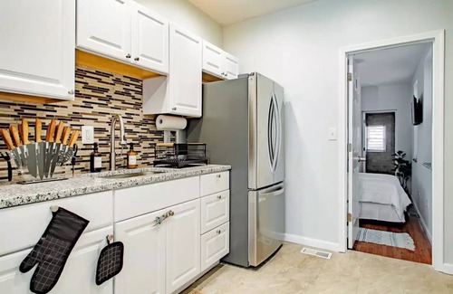 Downtown Baltimore House | Luxurious Three Bedroom in Patterson Park