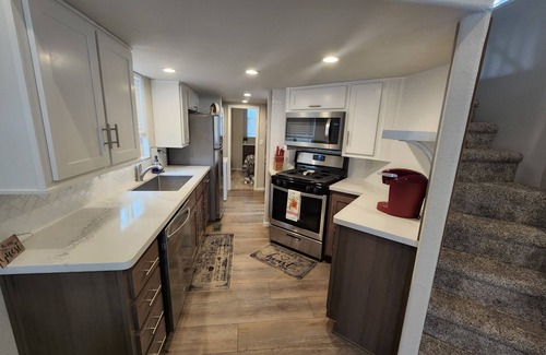 Show Low Cottage | Luxurious Tiny Cottage-Relax-Hike-Fish-Eat!