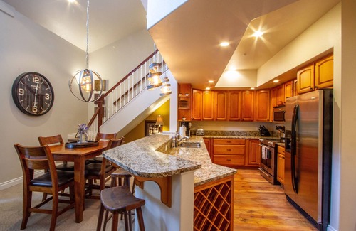 Leavenworth Condo | Luxurious Two-Story Penthouse Condo W/Private Patio & Breathtaking Mtn Views