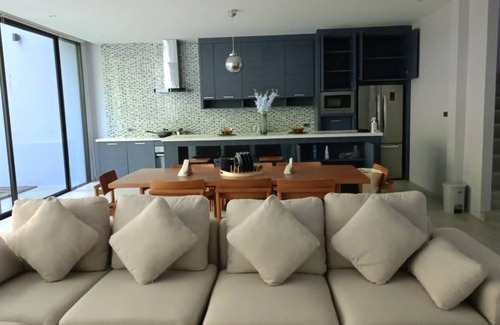 Choeng Thale Villa | Luxurious villa with 3 BR in Bangtao, Phuket