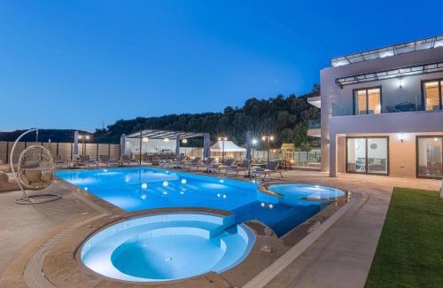 Roumeli Villa | Luxurious Villa Micha - With 150m Pool