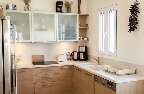 Kosta Villa | Luxurious villa with pool in Porto Heli