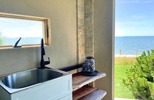 Remsenburg Condo | Luxurious Waterfront Retreat: Unwind in Hamptons Paradise