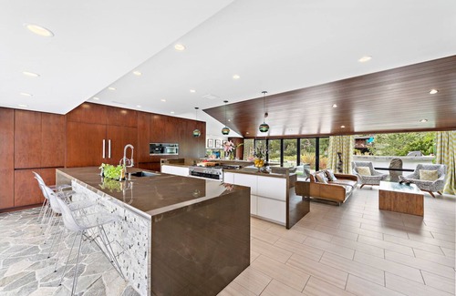 Corona del Mar House | Luxurious Zen | Private, outdoor oasis