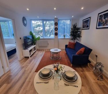 Gravesend Apartment | Luxuriously Cosy 1 Bed Flat at Trinity Point Gravesend