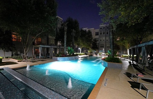 Nassau Bay Apartment | Luxury 1-Bed Apartment near Space Center Houston with gym, resort pool and more