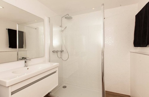 Talamanca Apartment | LUXURY 1 Bed Apt close to Ibiza Town & the beach! with swimming pool & terrace