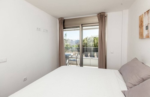 Talamanca Apartment | LUXURY 1 Bed Apt close to Ibiza Town & the beach! with swimming pool & terrace