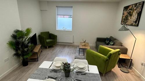 Stevenage Apartment | Luxury 1-Bed Town Centre Platform South Stevenage