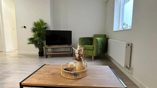 Stevenage Apartment | Luxury 1-Bed Town Centre Platform South Stevenage
