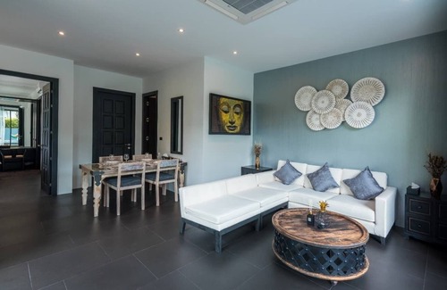 Chalong Villa | Luxury 1 Bedroom Private Pool Villa At Chalong