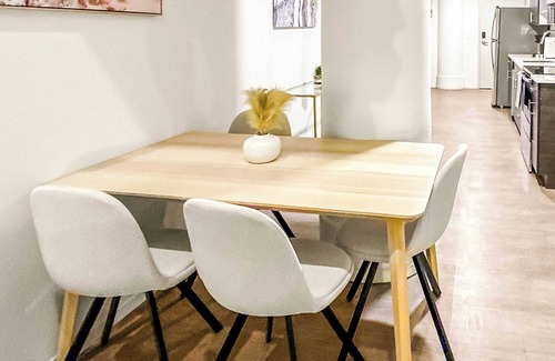 Gateway District Apartment | Luxury 1BD | DT Cleveland | 1 Bed | Free Parking